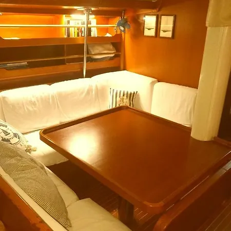 Botel Baloss Sail Adventure *