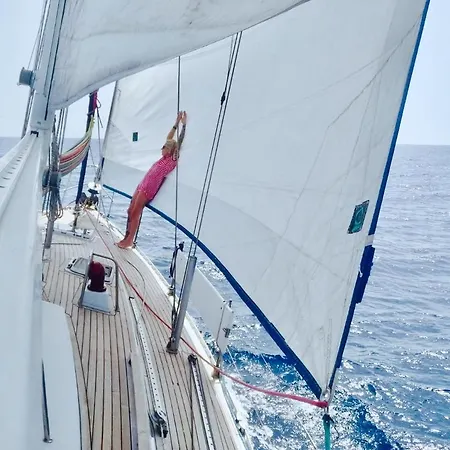 Botel Baloss Sail Adventure *